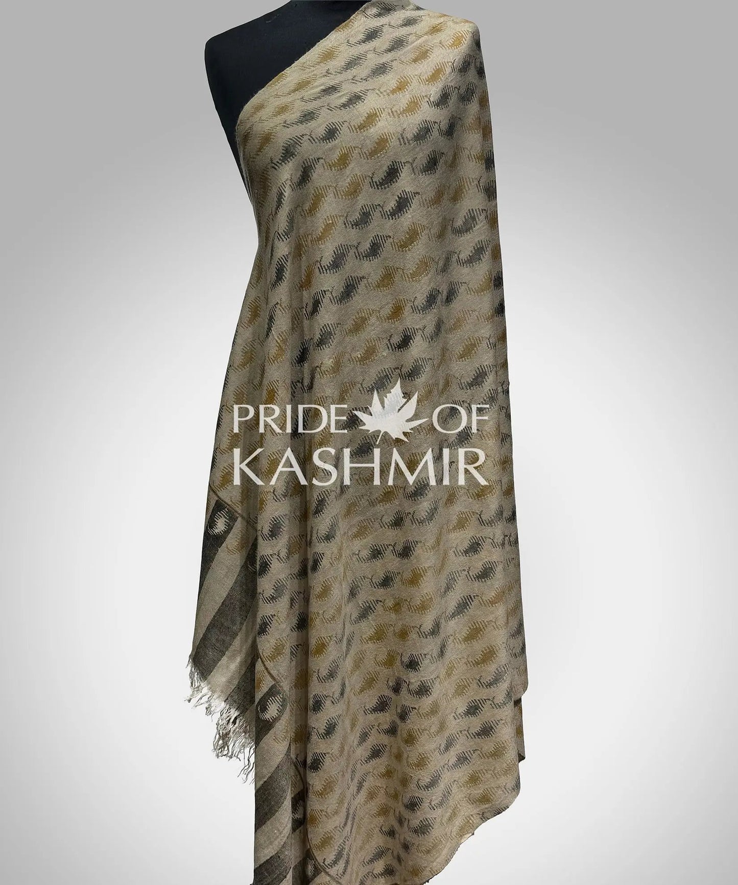 Empress Wrap image 3