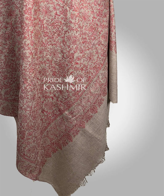 Ecru Elegance image 1