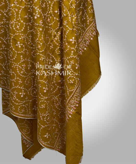 Royal Ivory image 1