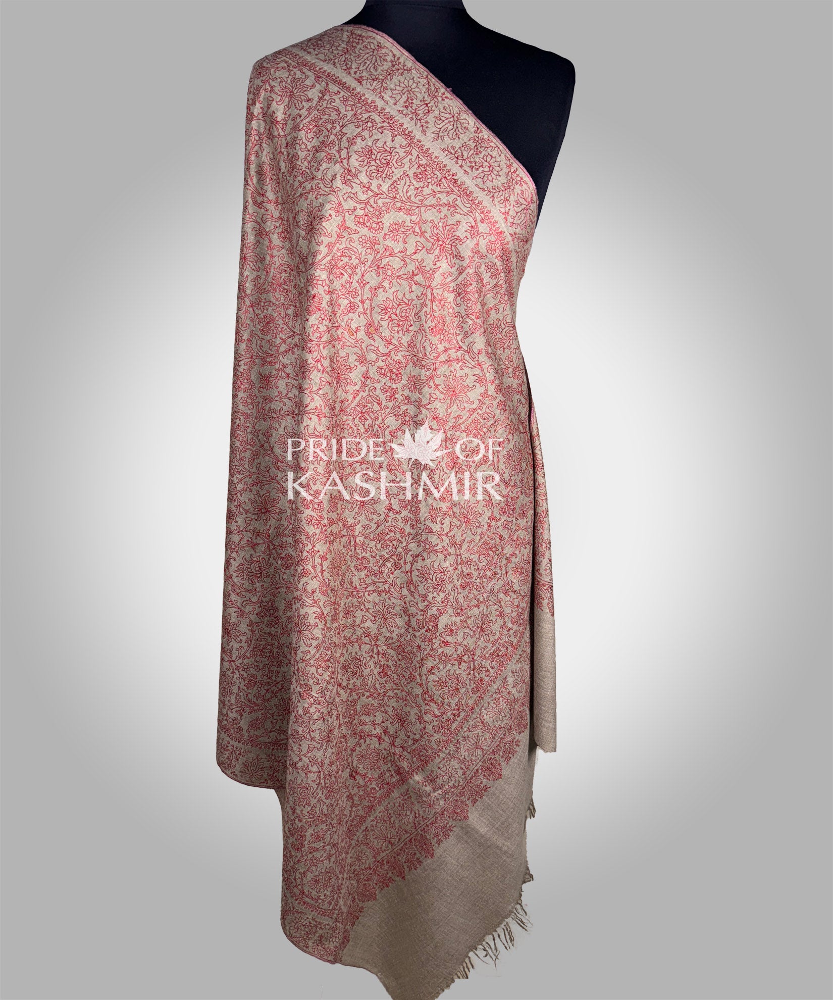 Ecru Elegance image 0